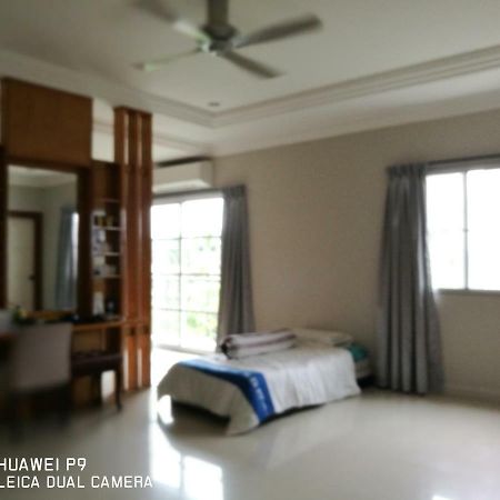 Guesthouse Dragon Place Taiping Exterior foto